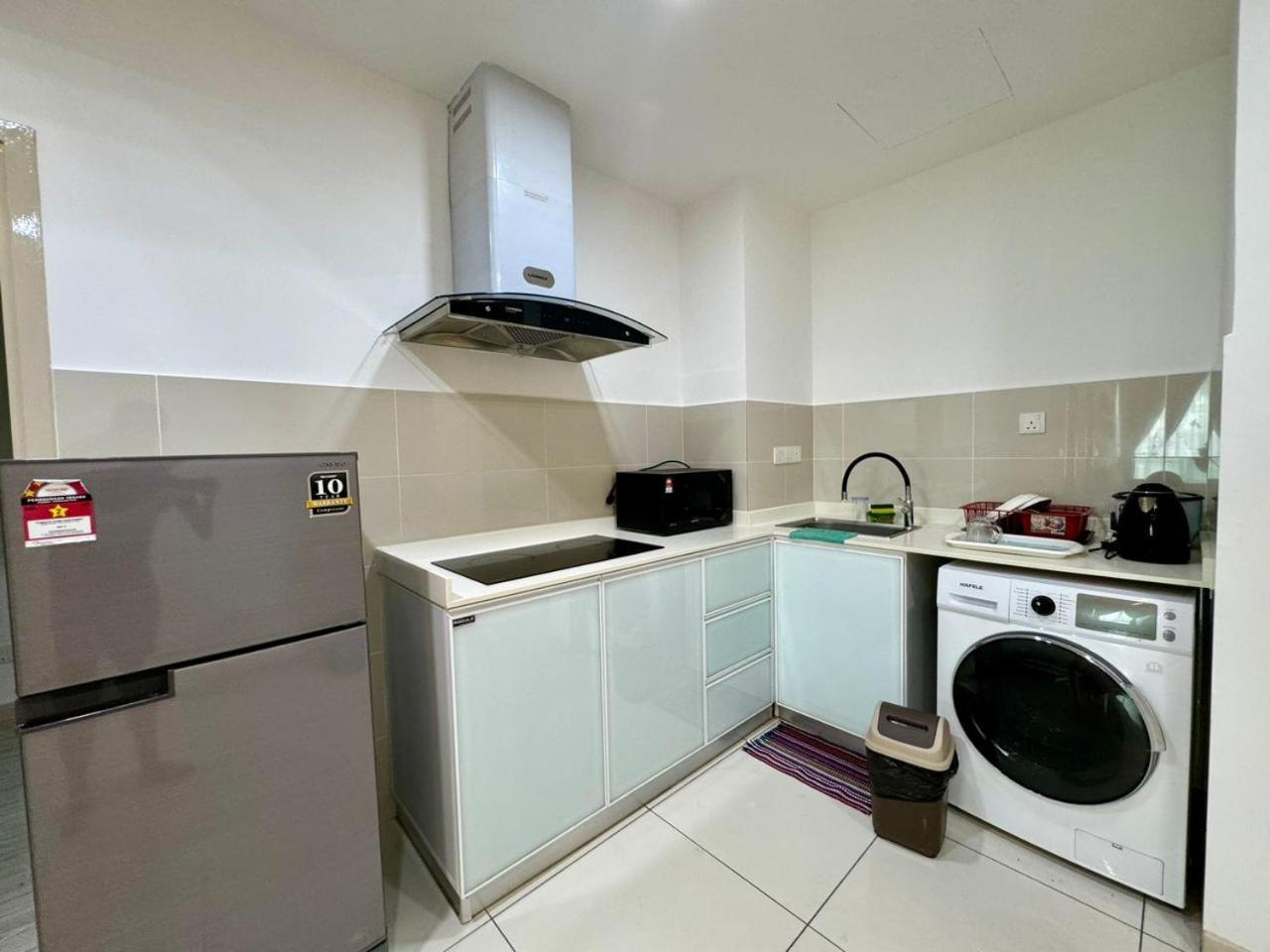 Sa Sutera Avenue Homestay Opposite Imago Kk Kota Kinabalu Exterior foto